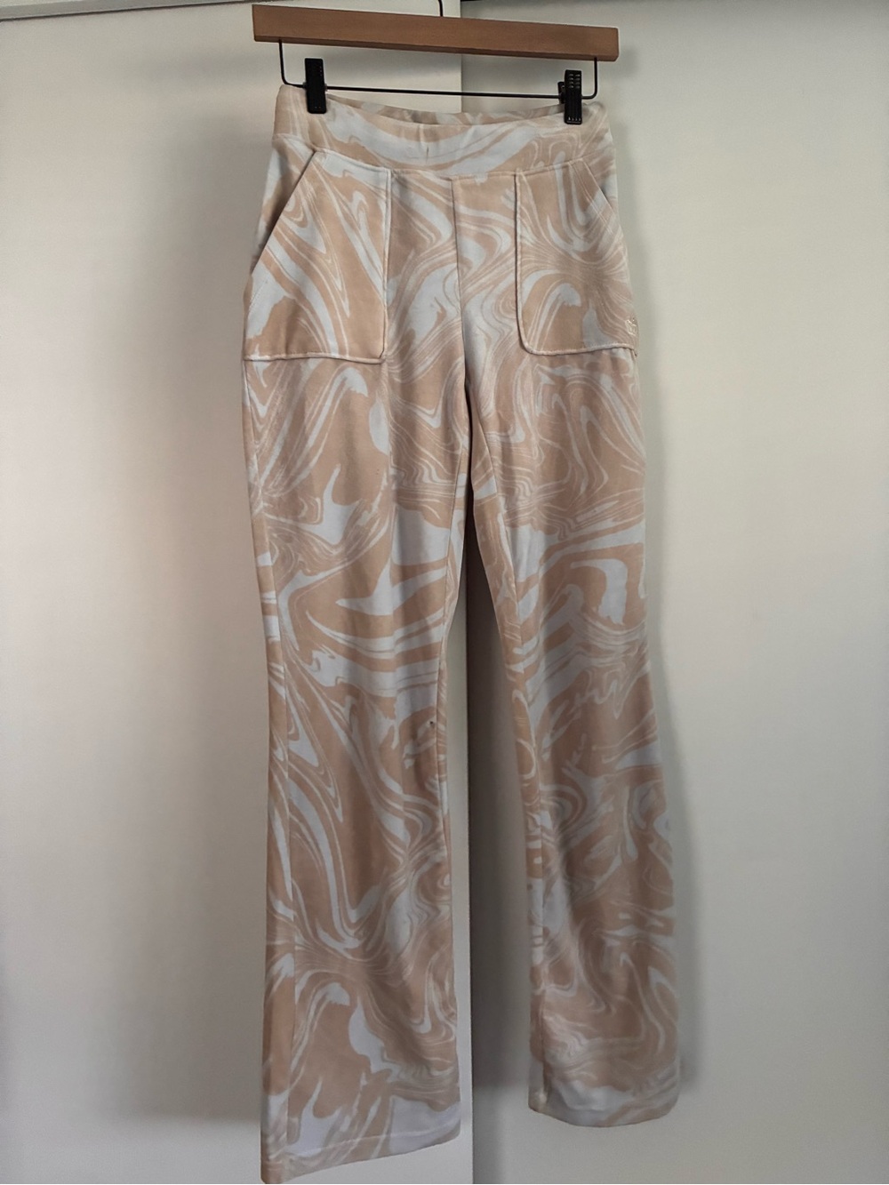 Y2K Juicy Couture Beige & White Marble-Print Bootcut Pants